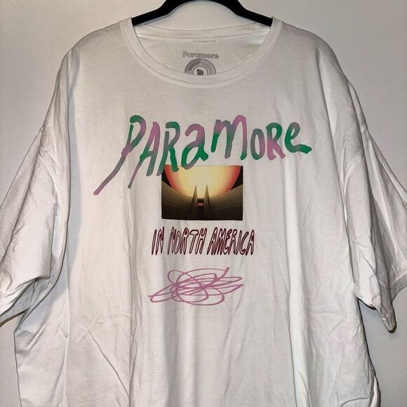 Paramore in North America 2023 Tour Graphic Tee Size 2XL NWOT - Picture 3 of 12